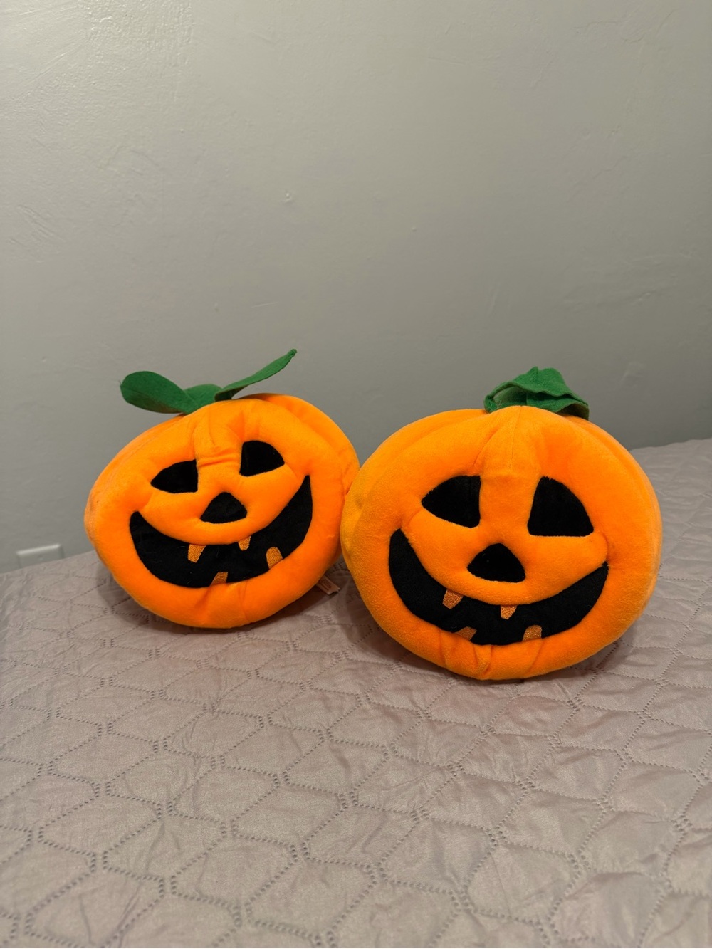 Plush Orange Pumpkin Jack-O'-Lantern Toy - Set of 2